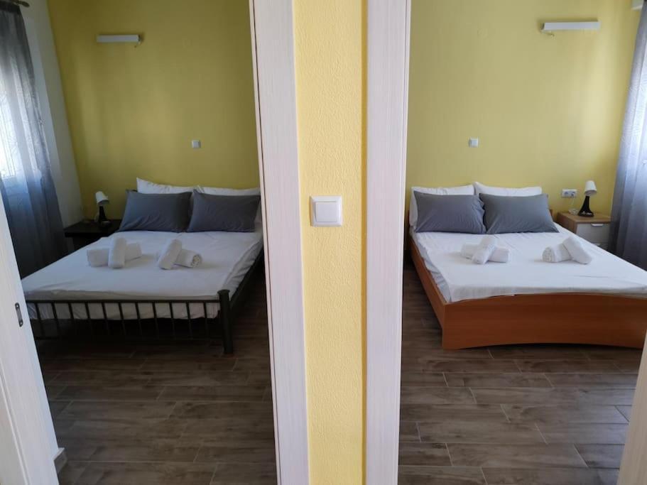 Poolview Apartment Ofrínion 외부 사진